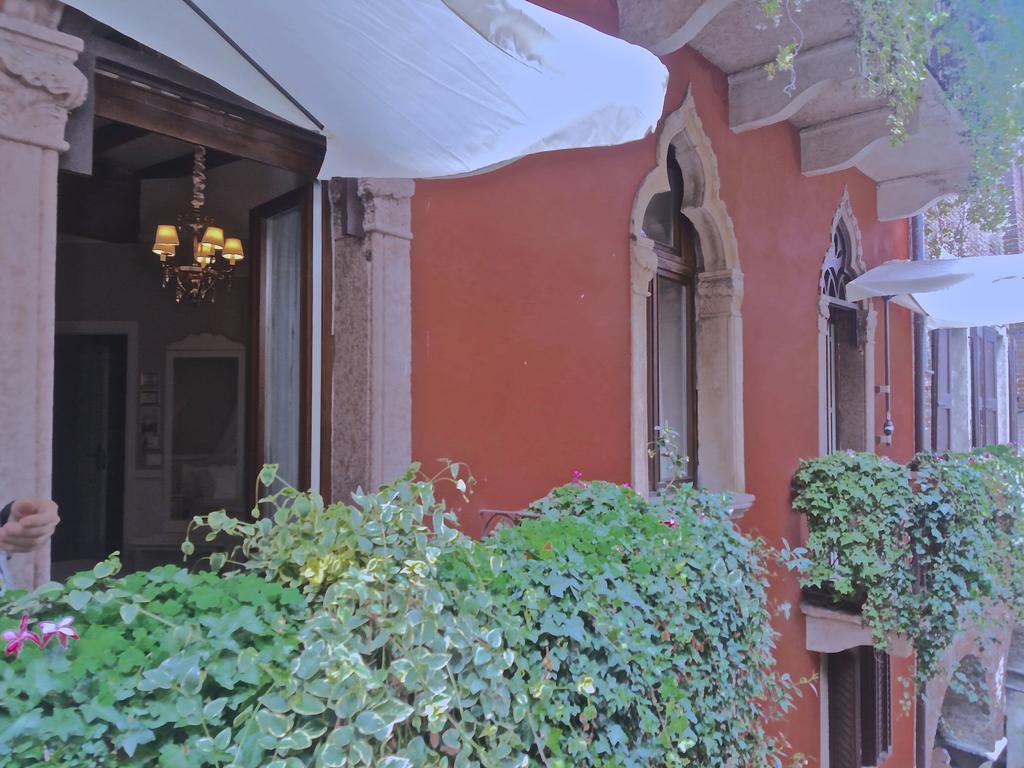 Vecchia Verona Rooms & Apartments Extérieur photo